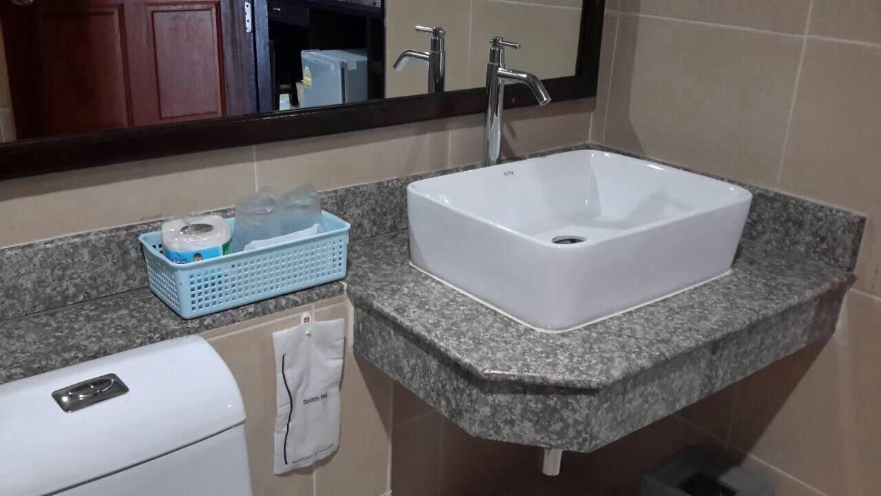 Baan Duangkamol Hotel Phitsanulok Buitenkant foto